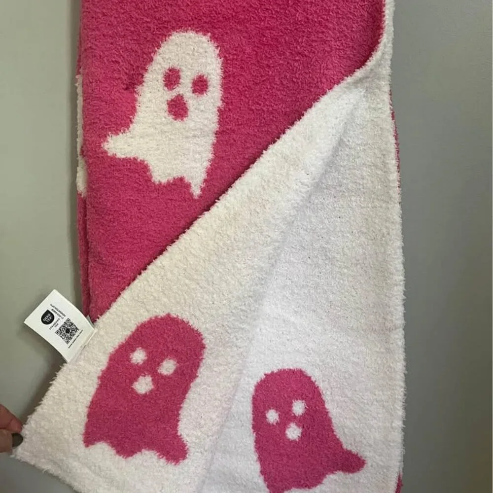 Cupcakes and Cashmere Viral Ghost Blanket - Pink and White Reversible - Set of 2